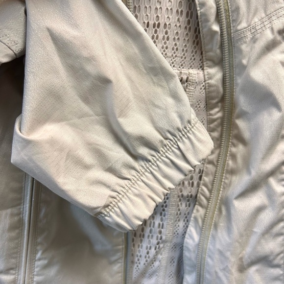 Lululemon Run Travel to Track Jacket - Picture 7 of 7